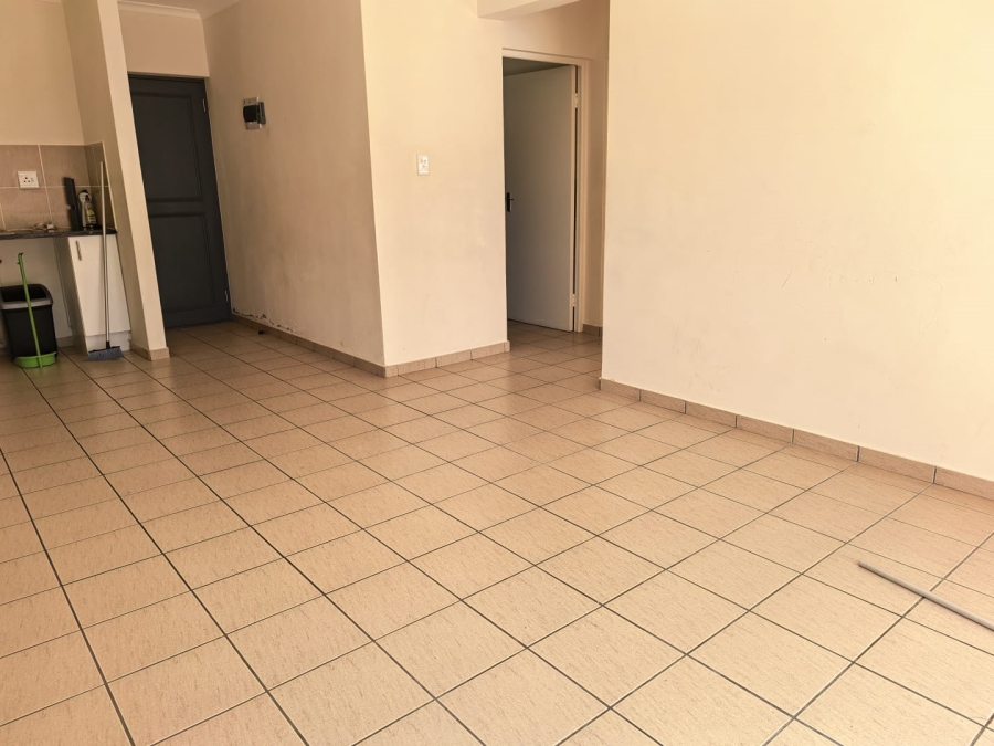 2 Bedroom Property for Sale in Parklands East Western Cape
